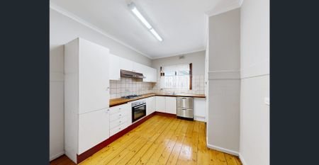 57 West Street Hadfield - Photo 4