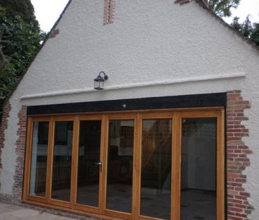 2 bedroom cottage to rent - Photo 2
