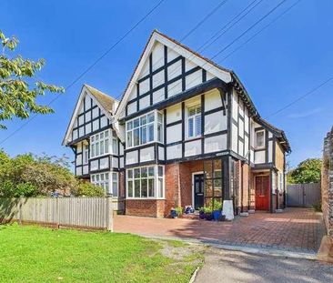 The Green, Southwick, BN42 - Photo 4