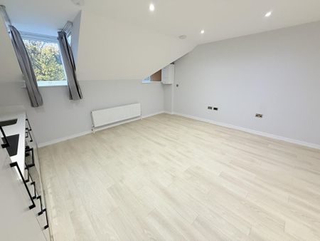 Studio to rent - Photo 5