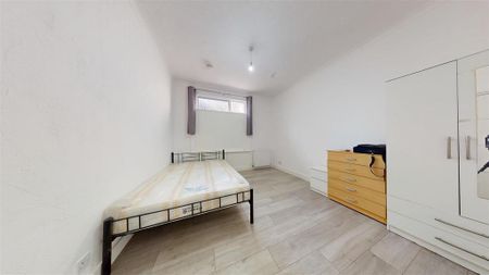 1 bedroom property to rent - Photo 4