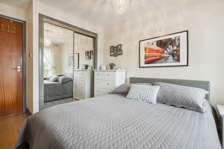 Raeberry Street - Photo 4