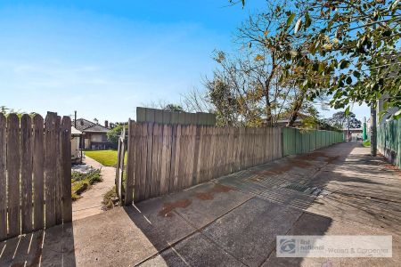 2 Braemar Avenue, 2144, Auburn Nsw - Photo 3