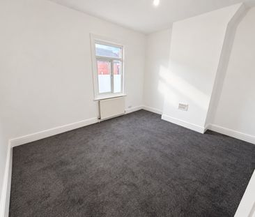 3 Bed Terraced House, Deyne St, M6 - Photo 5