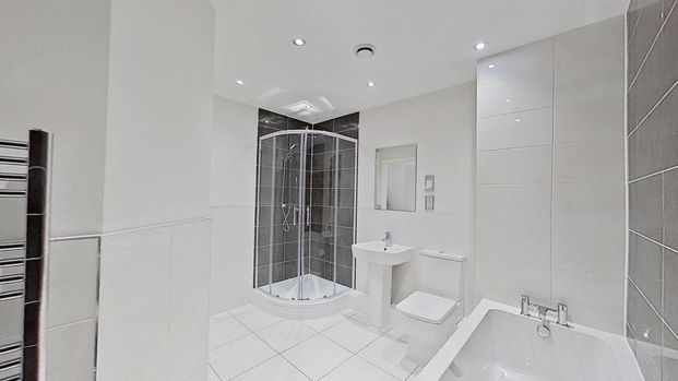 2 bedroom flat to rent - Photo 1