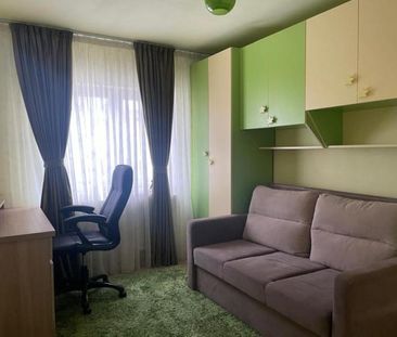 Apartament cu 3 camere de inchiriat si loc de parcare, Rogerius, Oradea - Photo 5