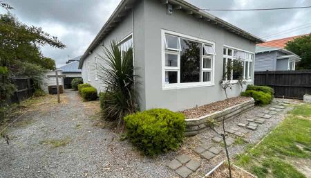 Edgeware, 5 bedrooms - Photo 2