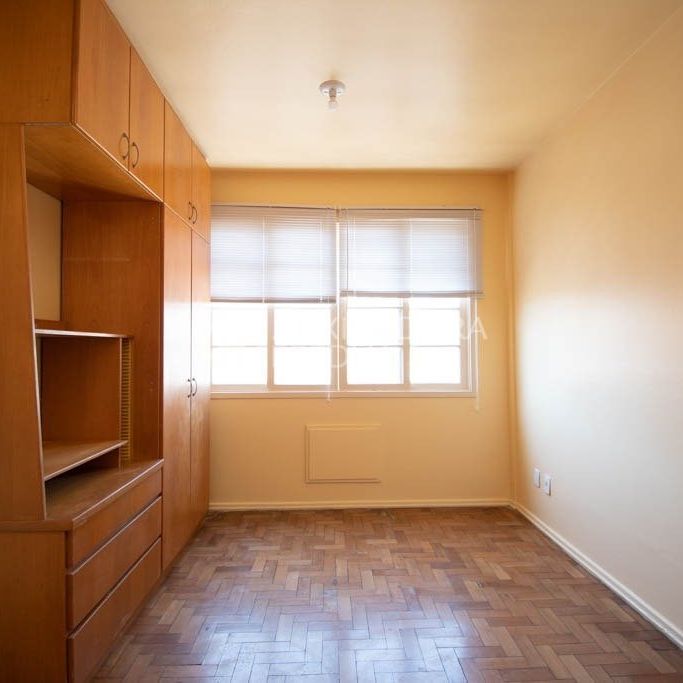 Kitnet com 1 quarto e 30m² para alugar em Centro, Porto Alegre. - Photo 1