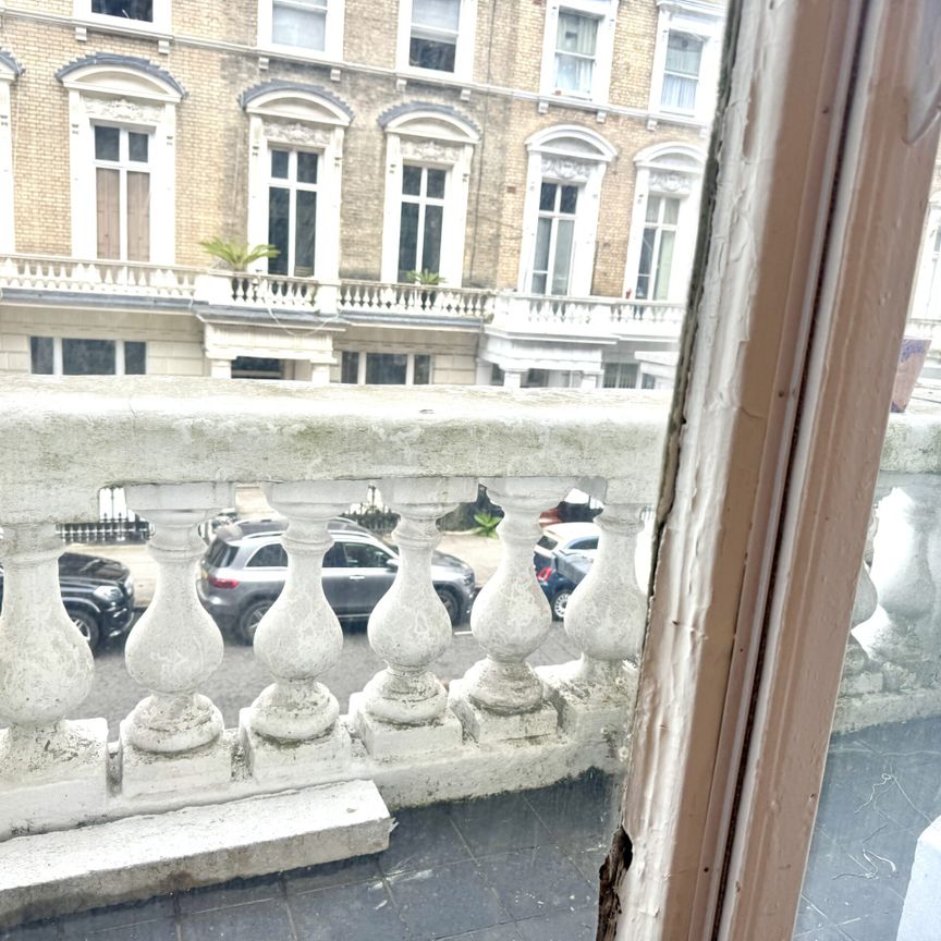 Clanricarde Gardens, Notting Hill Gate, London, W2 - Photo 1
