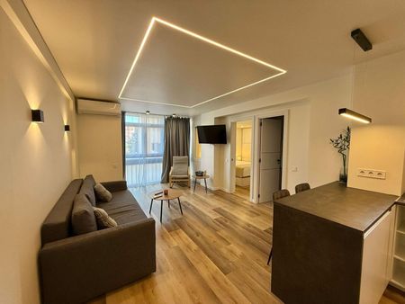 Alquiler de piso en Calle Piscis - Photo 5