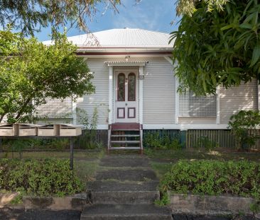 Well Presented Unit in the Heart of Woolloongabba - Photo 2