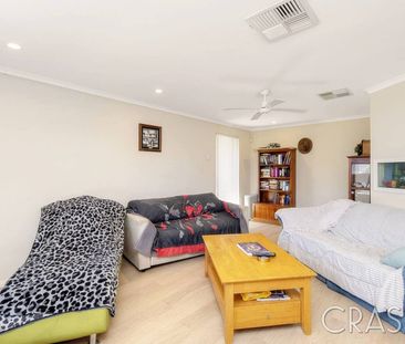 3x1 House in Thornlie - Photo 2