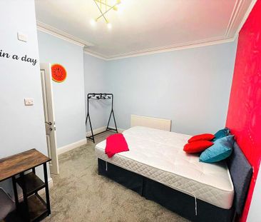 5 bedroom property to rent - Photo 4