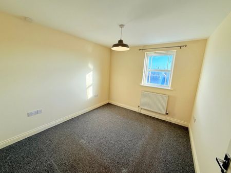 Oxford Street, Burnham-On-Sea - Photo 5