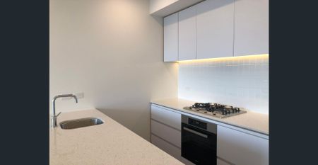 TWO BEDROOM APARTMENT IN THE HEART OF ADELAIDE CBD - Photo 3