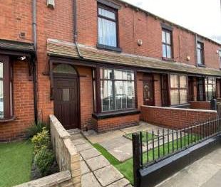 2 bedroom property to rent in Bolton - Photo 6