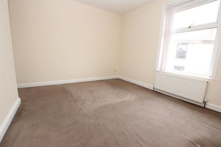 Norris Street, Darwen, BB3 3DR - Photo 2