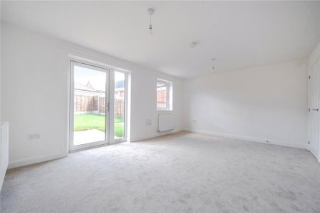 3 bedroom terraced house to rent - Photo 5
