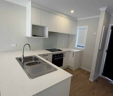 Modern 2 bedroom home - Ranui - Photo 4