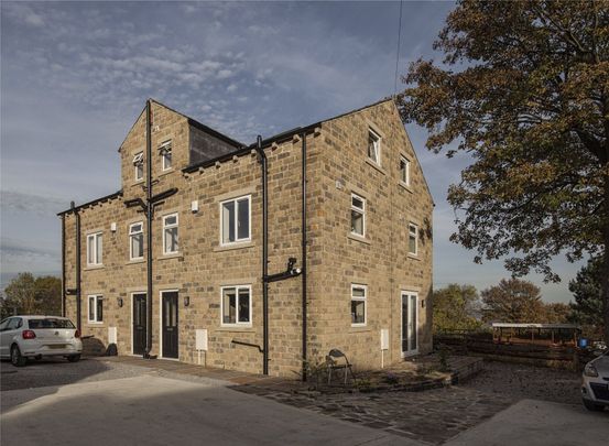 6 Highfields, Huddersfield, HD1 - Photo 1