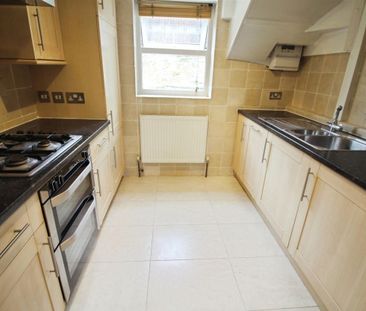 Main Street North, Aberford, Leeds - Photo 4