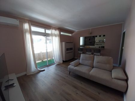 Location Appartement 3 pièces 72m² ST PAUL 97460 - Photo 2