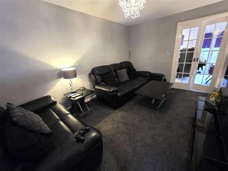 Brookfield Drive, Robroyston, Glasgow, G33 - Photo 2