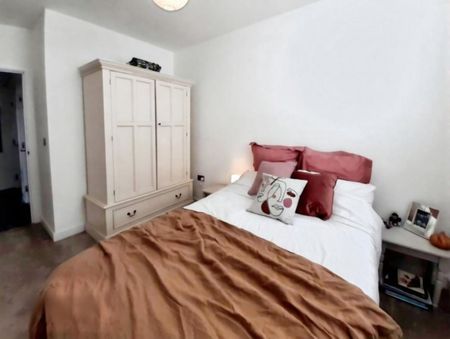 1 BED Apartment To rent - Photo 4