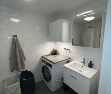 A well planned and nice two room apartment in Täby - Photo 6