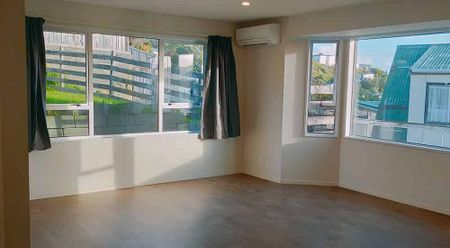 Modern 2BR Townhouse in Newlands - Photo 4