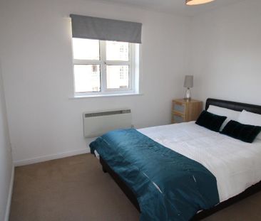 2 bedroom flat to rent - Photo 4