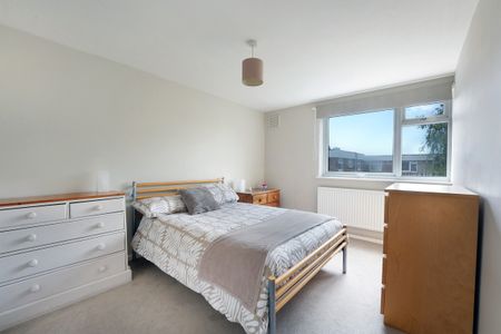 Wimbledon Park Road, London, SW18 - Photo 3