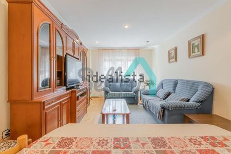 Alquiler de piso en Calle Padre Suarez - Photo 3