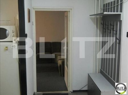 Apartament cu 2 camere, decomandat,parcare , la 2 minute de FSEGA - Photo 5