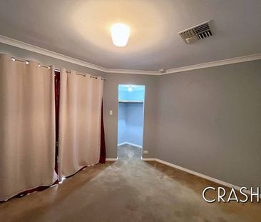 3 bedroom + sleep out + sunroom, House in Greenfields with Workshop. - Photo 2