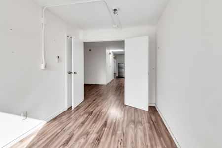 For Lease - 821A Bloor Street Unit# Apt. 3, Toronto, Ontario - Photo 3