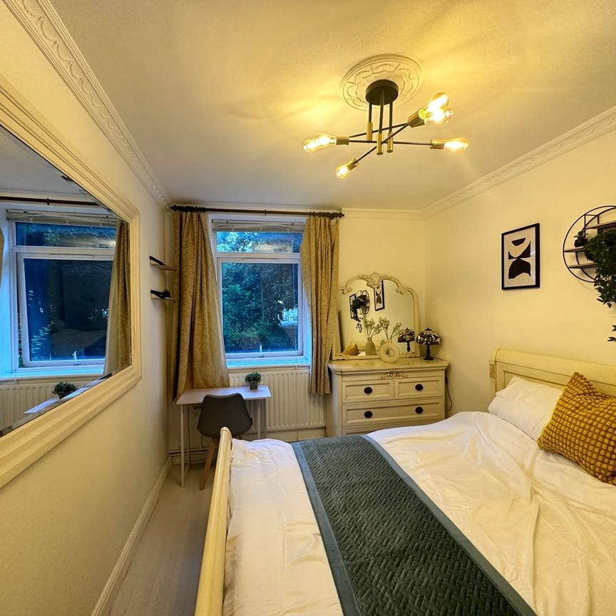 Room in a Shared Flat, Juniper House, SE14 - Photo 1