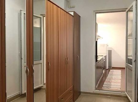 3 camere, 80 mp, imobil nou, parcare subterana, zona Oncos - Photo 2