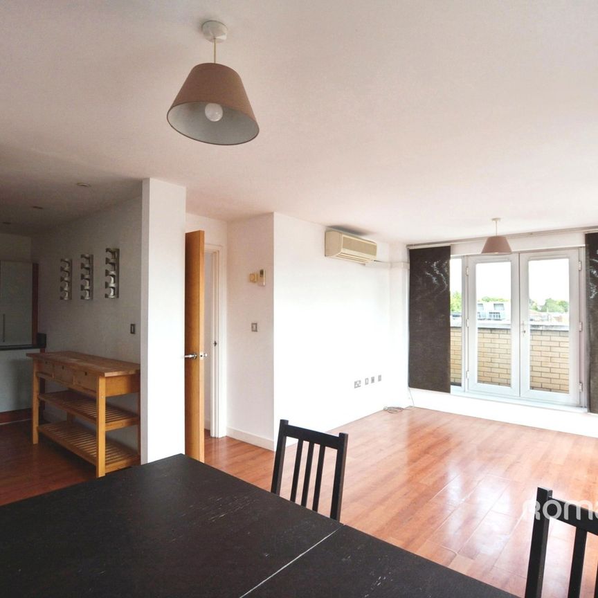 3 bedroom apartment to rent - Photo 1