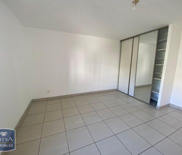 Location Appartement 4 pièces 96m² ST DENIS 97400 - Photo 3