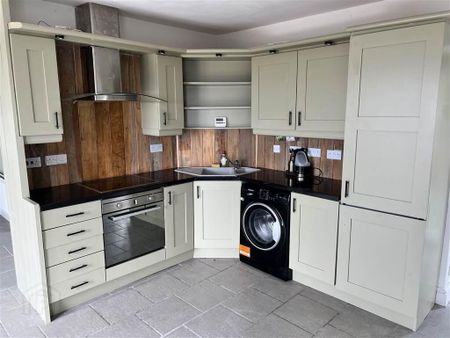 133 Portaferry Road, Newtownards, BT22 2AH - Photo 5