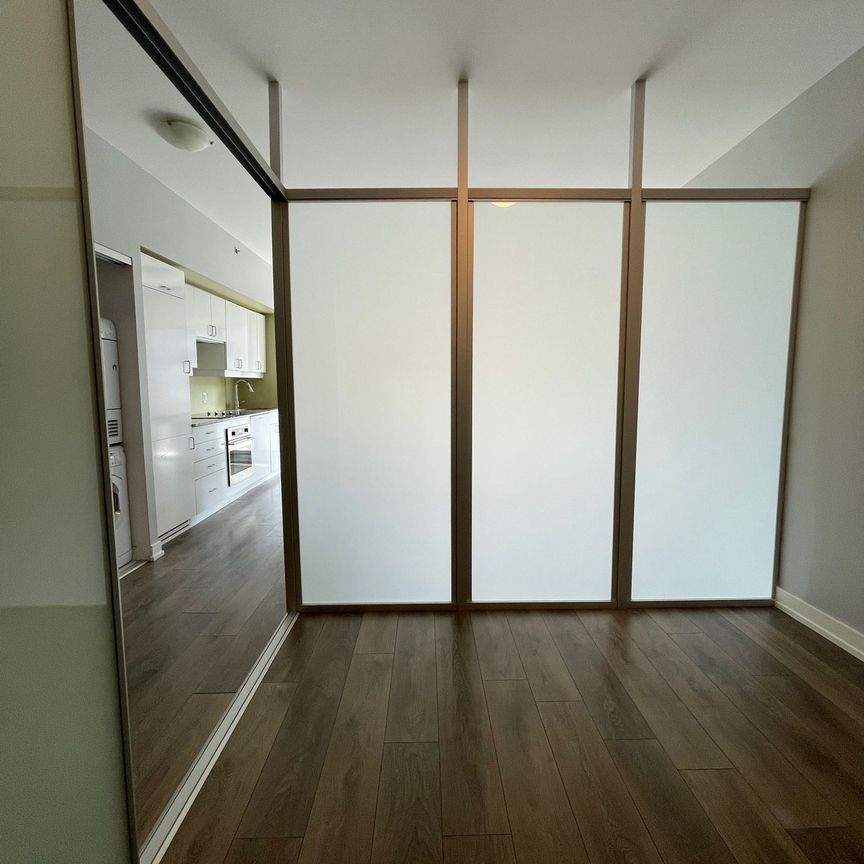 For Lease - 426 University Avenue Unit# 1709, Toronto, Ontario - Photo 1