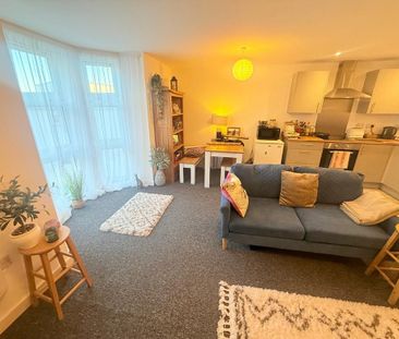 2 bedroom apartment to rent - Photo 3