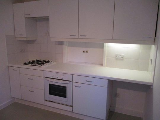 3 bedroom bungalow to rent - Photo 1