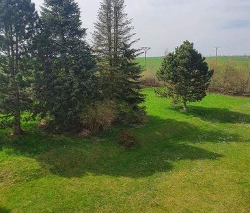 Perfekte Familienwohnung mit schönem Balkon in ländlicher grüner Um... - Foto 4