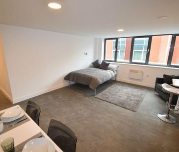 Studio to rent - Photo 3