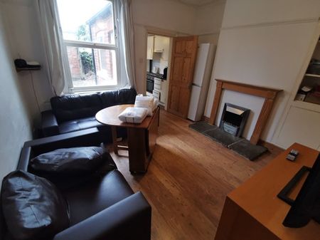 135 Club Garden Road, Sharrow - Photo 2