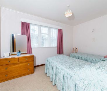 MT ROSKILL, 3 BEDROOMS - Photo 2