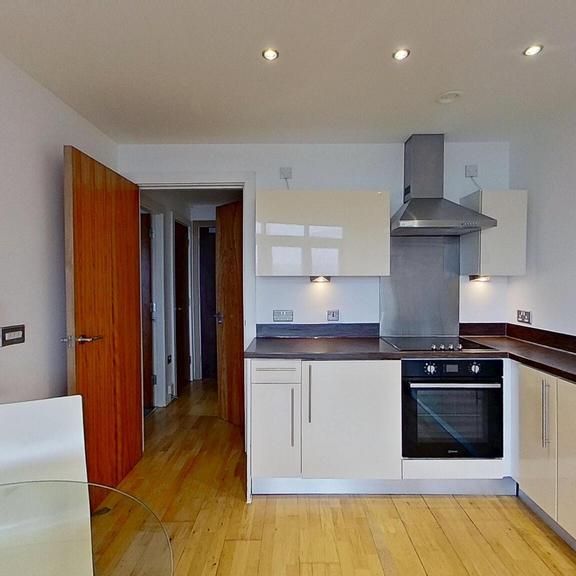 1 bedroom flat to rent - Photo 1