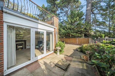 3 bedroom semi-detached house to rent - Photo 5